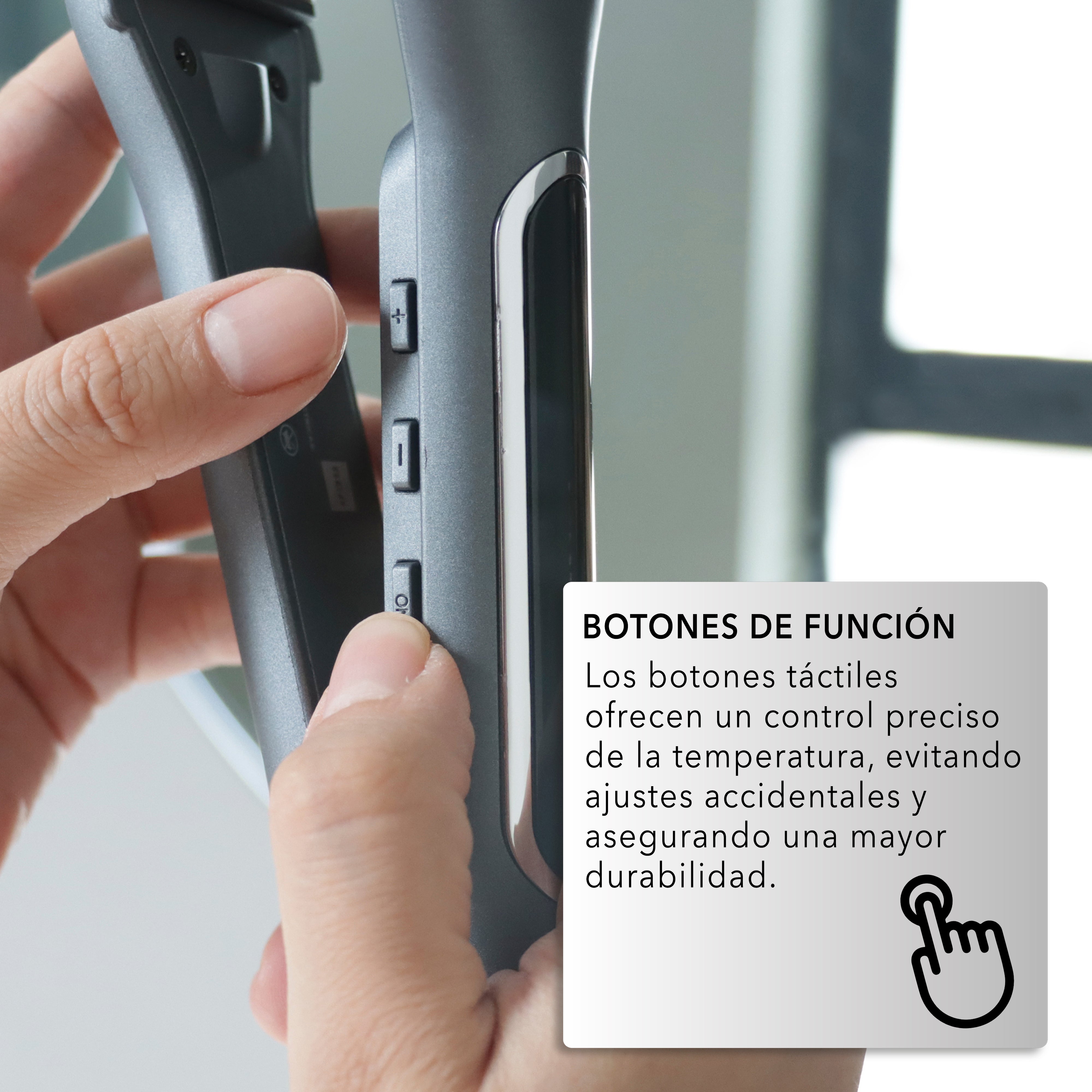 Plancha Alaciadora con Tecnología Iónica RC-P51
